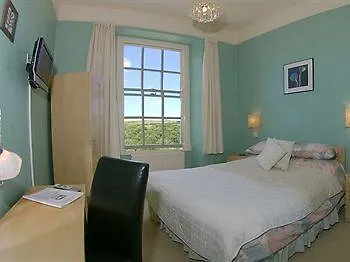 Barclay House Looe