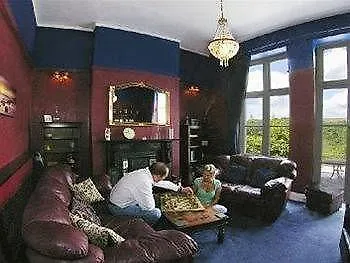 Barclay House Looe